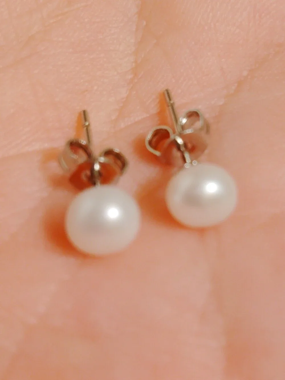 Estate 14k White Gold Natural Iridescent White 6/7mm Akoya Pearl Stud Earrings